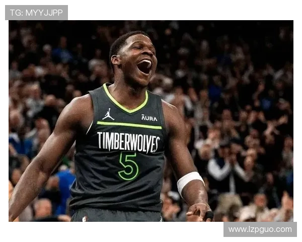 里德谈戈贝尔第四节缺阵称他会为替补队友的表现感到欣慰